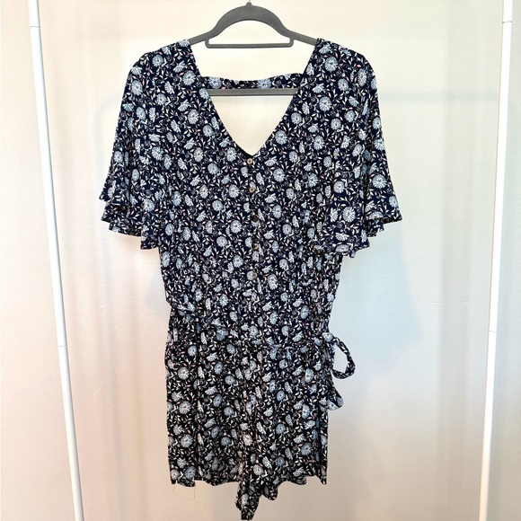 LOFT Pants - Floral Navy/Pink/White Romper